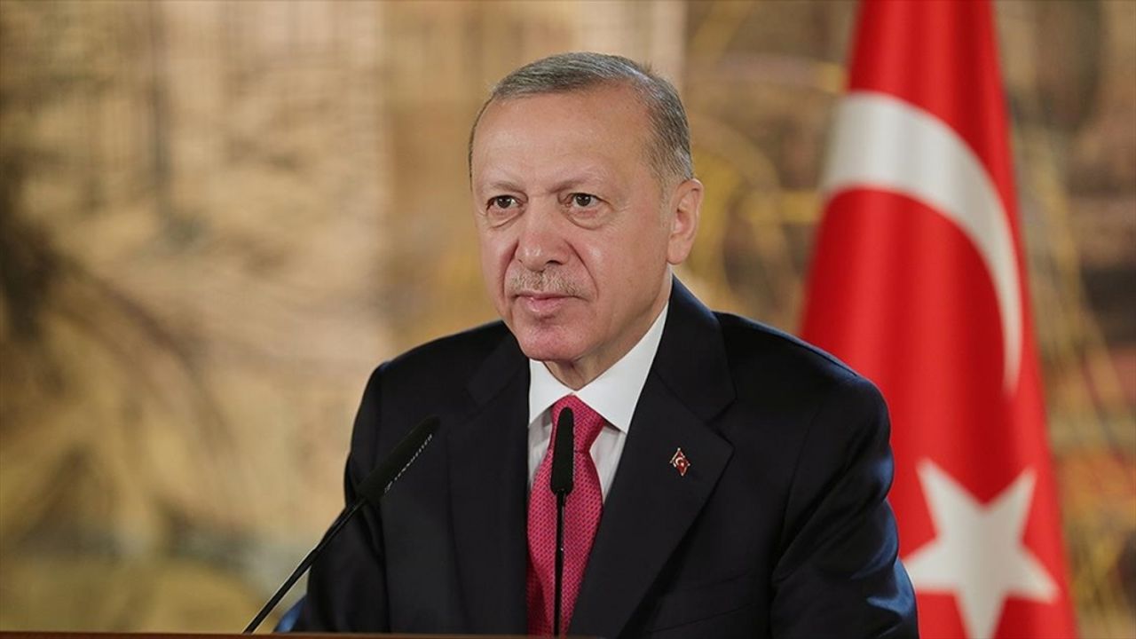 Cumhurbaşkanı Erdoğan'dan "vizyon ve ufuk farkı" paylaşımı