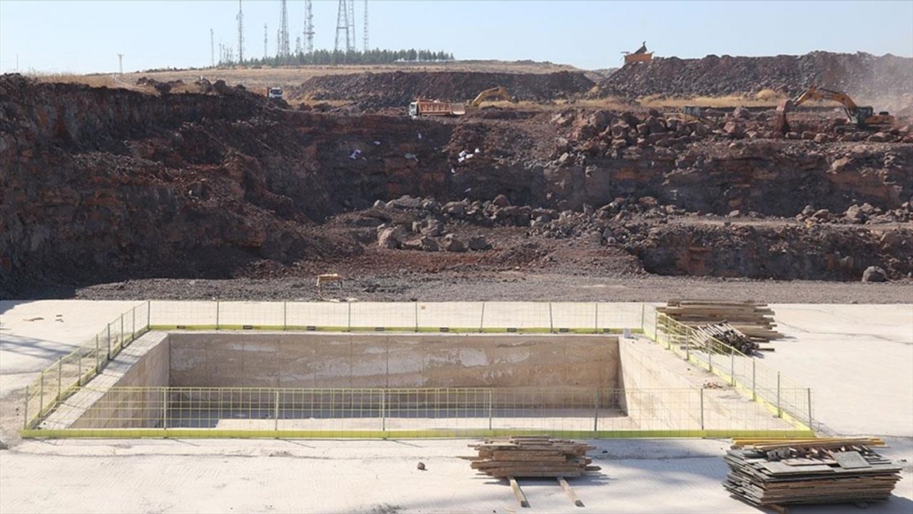 Diyarbakır'da Şehir Hastanesinin inşasında 820 deprem izolatörü kullanılacak