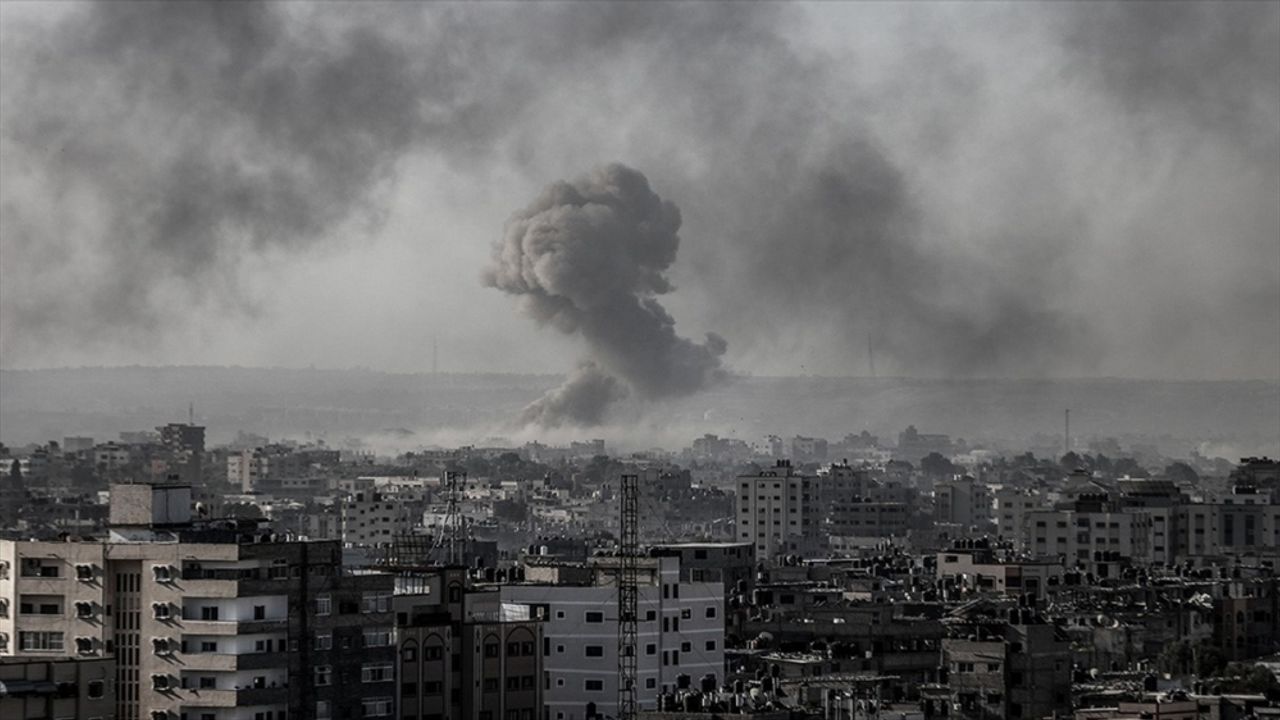 İsrail saldırılarında Gazze'ye 18 bin tondan fazla patlayıcı atıldı