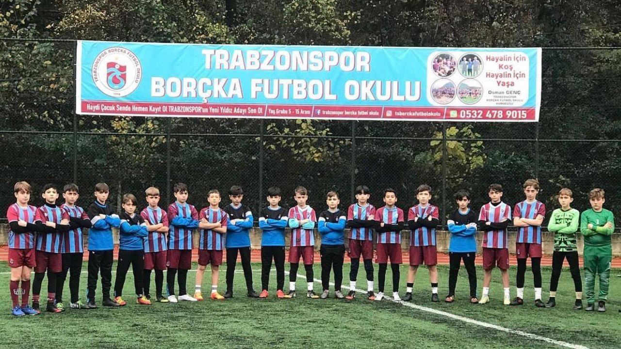 Trabzonspor Futbol Okulları Yan Yana Geliyor