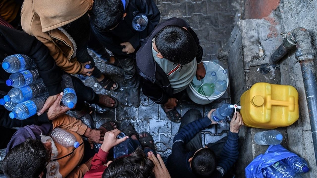 Gazze'de 1,5 Milyon Kişi Kirli Su Hastalıklarına Yakalanıyor