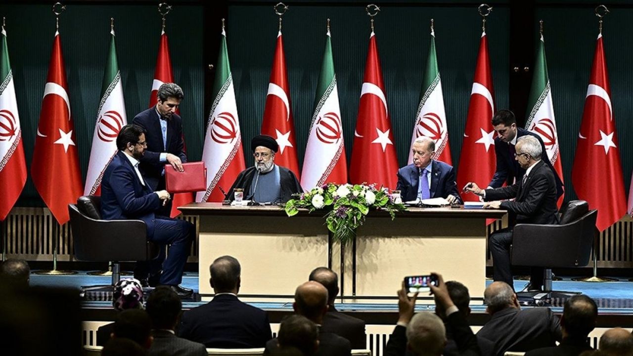 Türkiye ile İran Arasında 10 Anlaşma İmzalandı