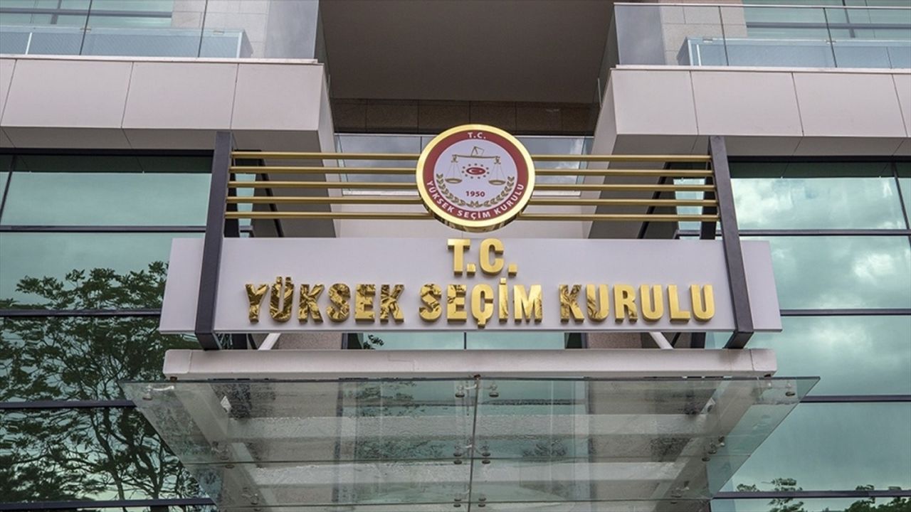 Siyasi Partilerin Aday Listelerini Sunmaları İçin Son Gün Yarın