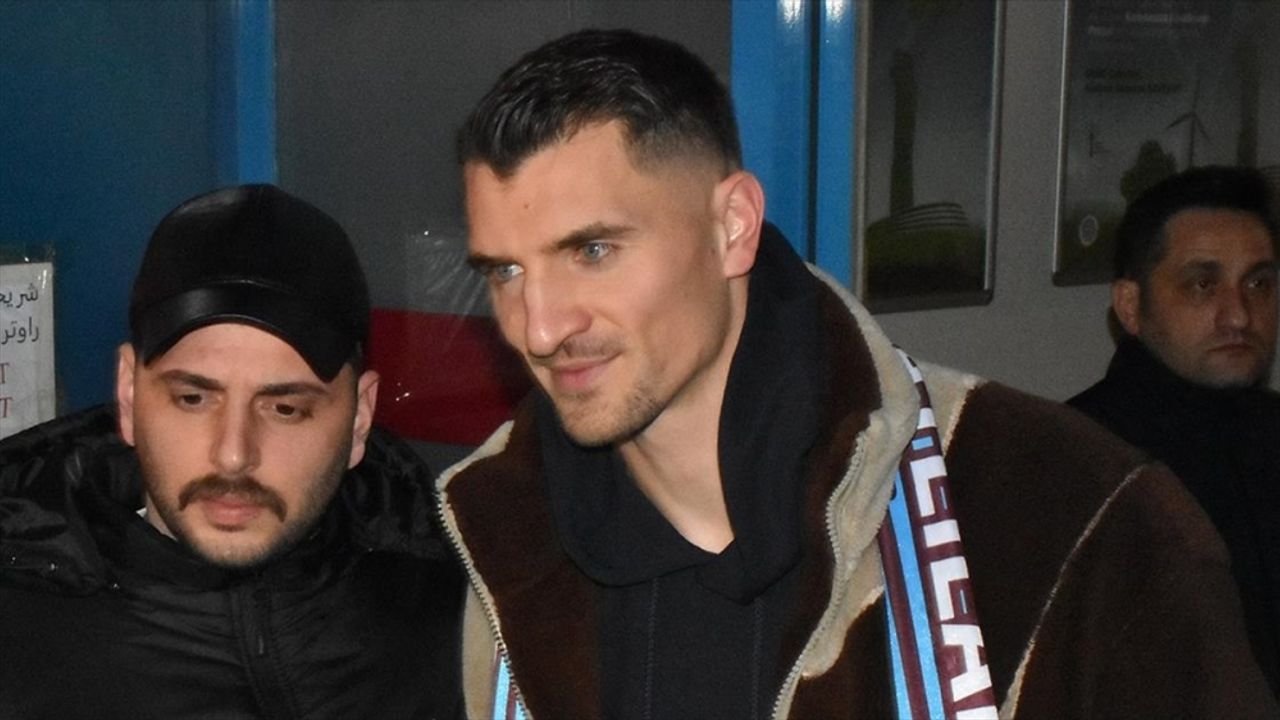 Trabzonspor, Thomas Meunier'i 1,5 Yıllığına Renklerine Bağladı