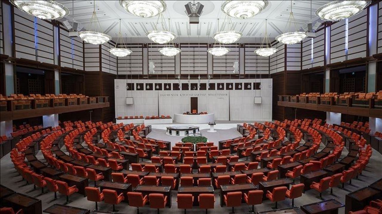 Mecliste Yeni Yasama Yılı 1 Ekim'de Başlıyor
