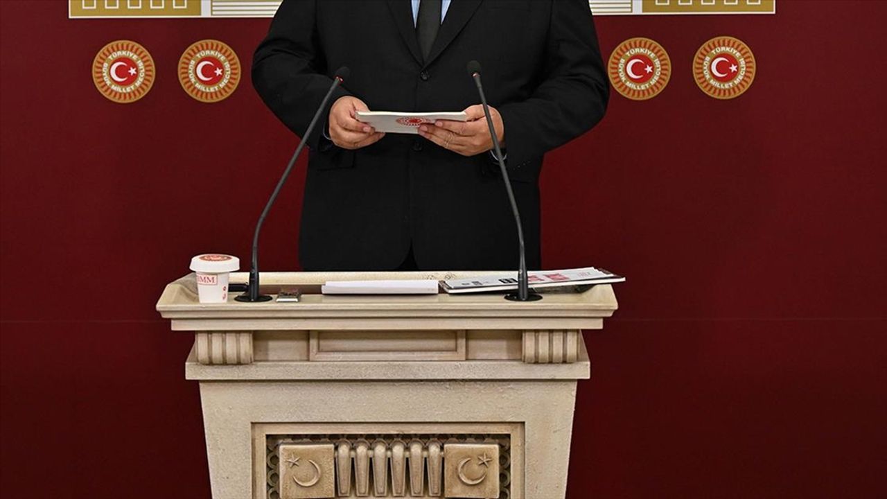 Milletvekilleri Meclis'te Düzenledikleri Basın Toplantılarında 901 Saat Konuştu