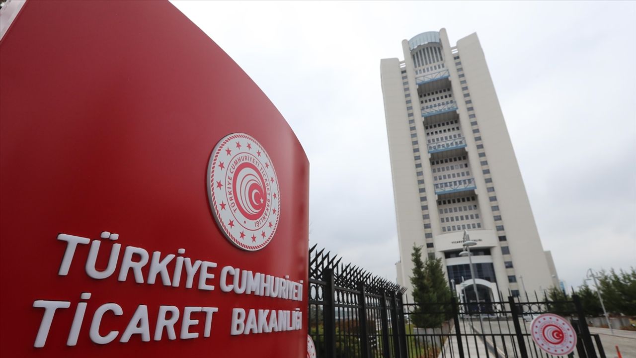 Restoran ve Kafelerdeki Fiyat Listeleri İnternetten Karşılaştırılabilecek