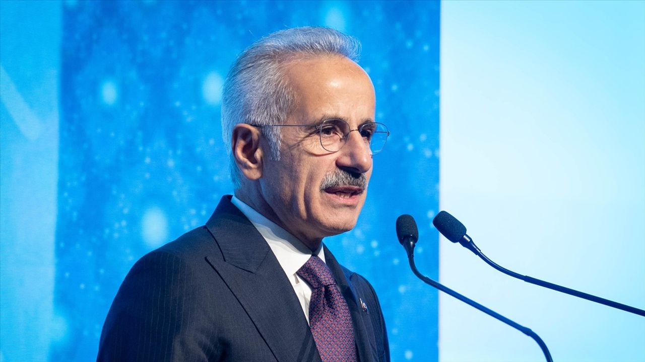 Bakan Uraloğlu: 2025 Ekim ayı itibarıyla 74 bin 594 zararlı bağlantıyı altyapı seviyesinde erişime engelledik