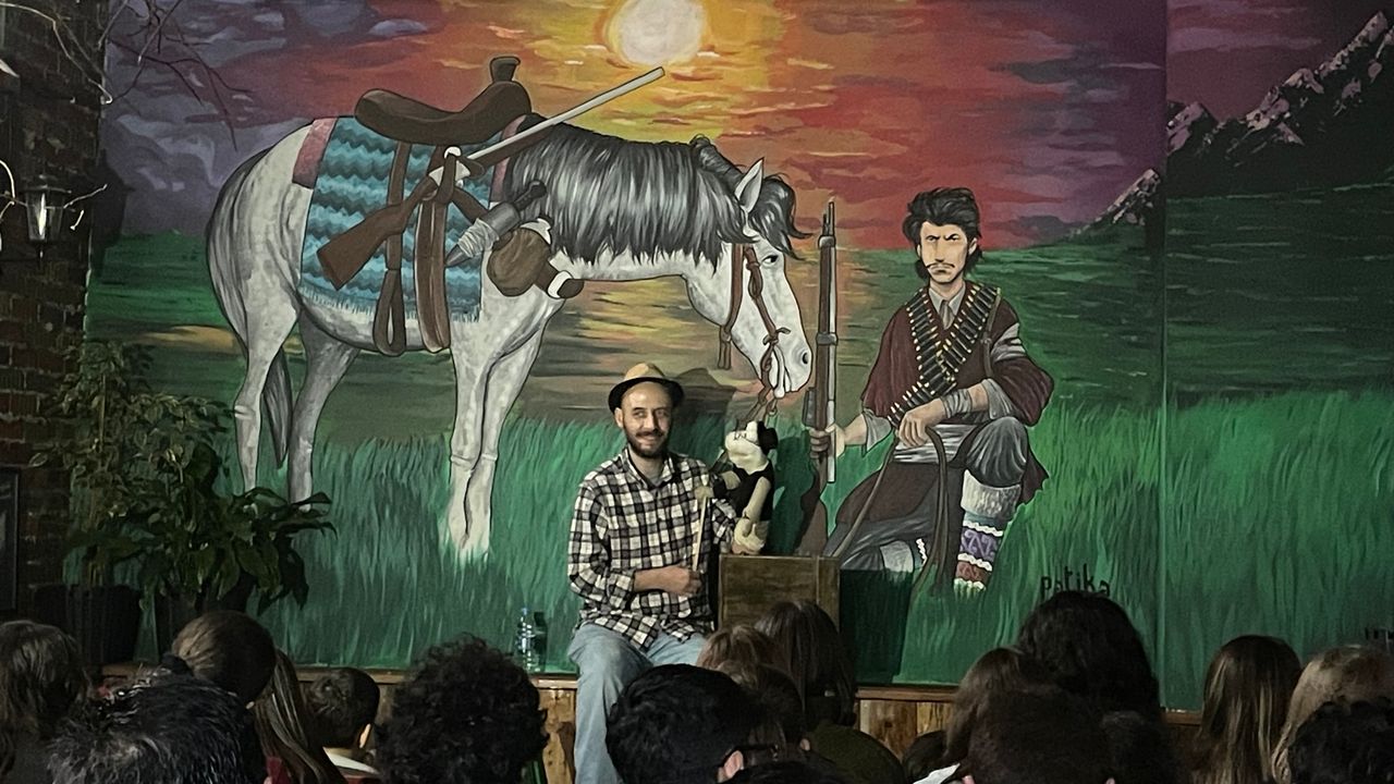 “Naif Bey ve Yaveri” Tiyatroseverlerle Buluştu