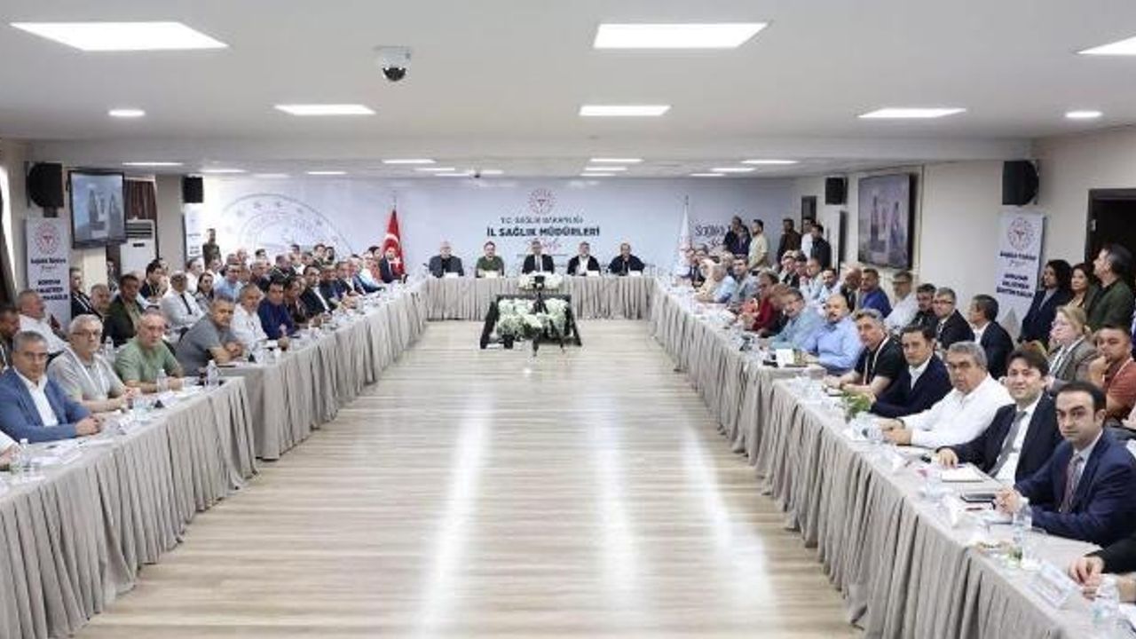 İl Sağlık Müdürleri İzmir’de Bir Araya Geldi
