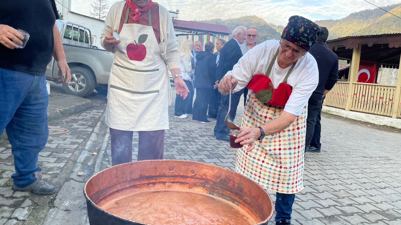 Muratlı’da Pekmezden Şerbete Elma Atölyeleri