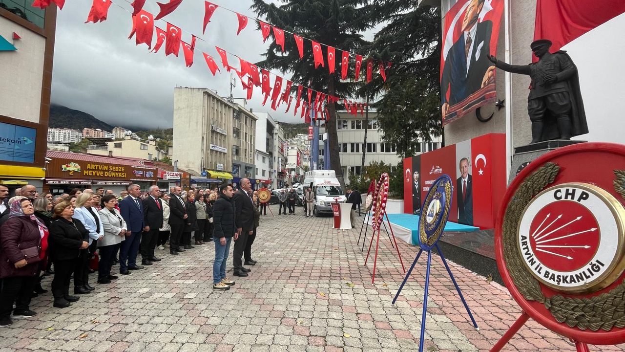 CHP’den Cumhuriyetin 102. Yılında Tören