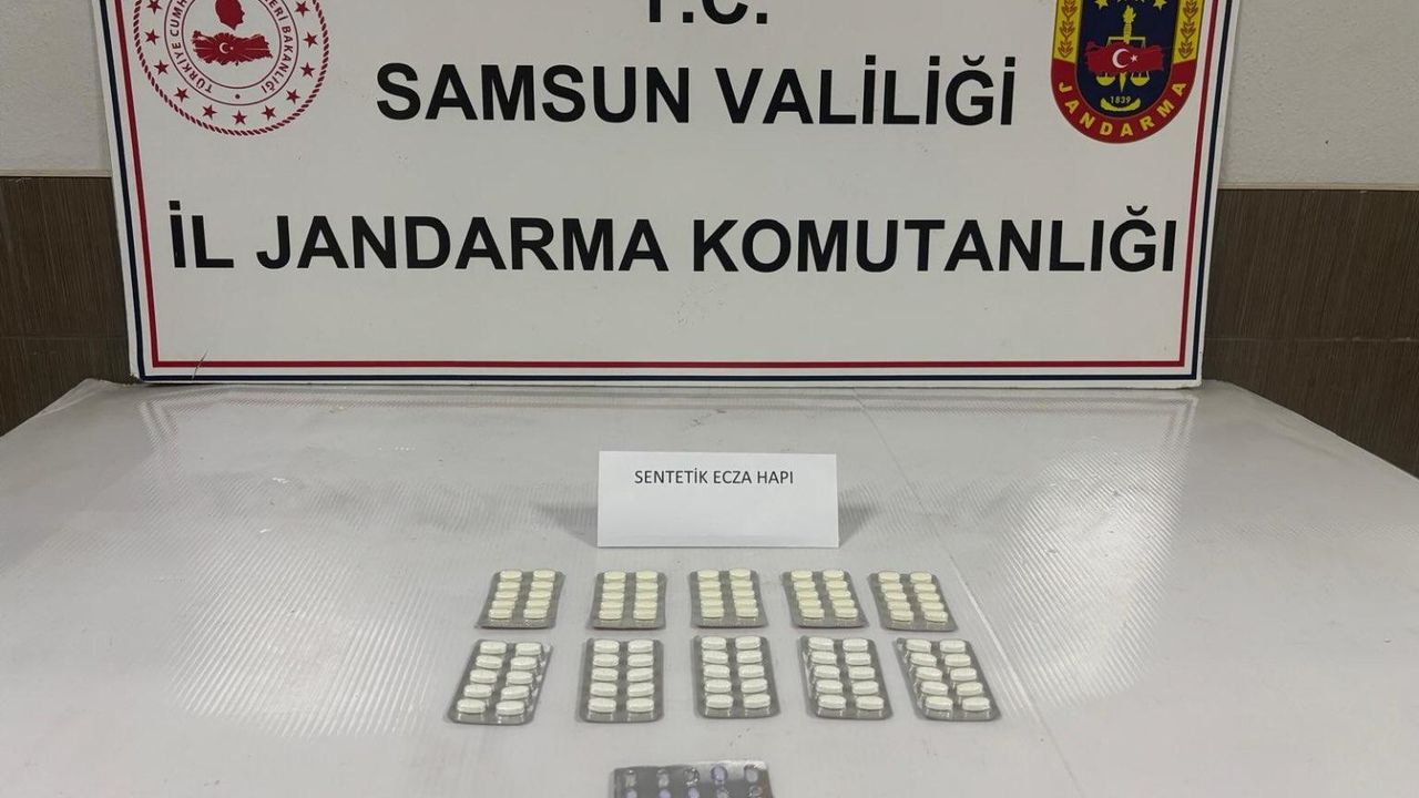 Samsun'da üzerinde 110 uyuşturucu hap bulunan zanlı gözaltına alındı