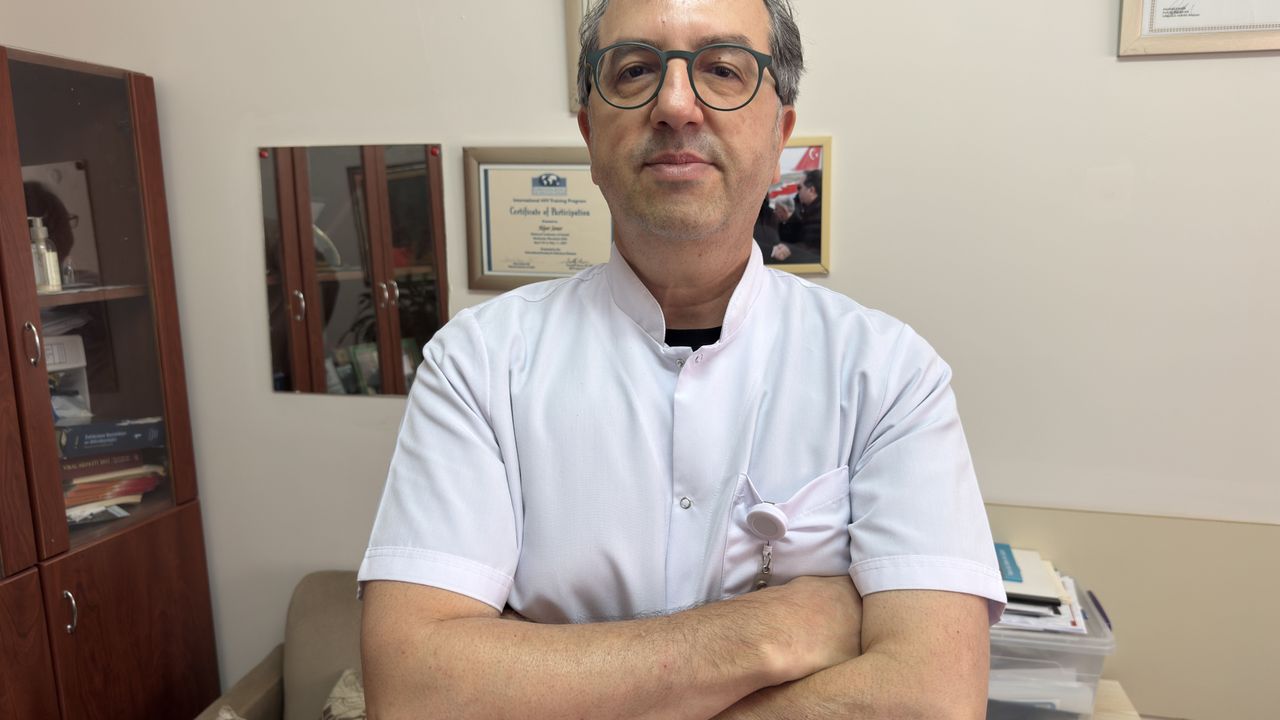 Prof. Dr. Şener'den 'susuzluk yalancı enfeksiyona neden oluy