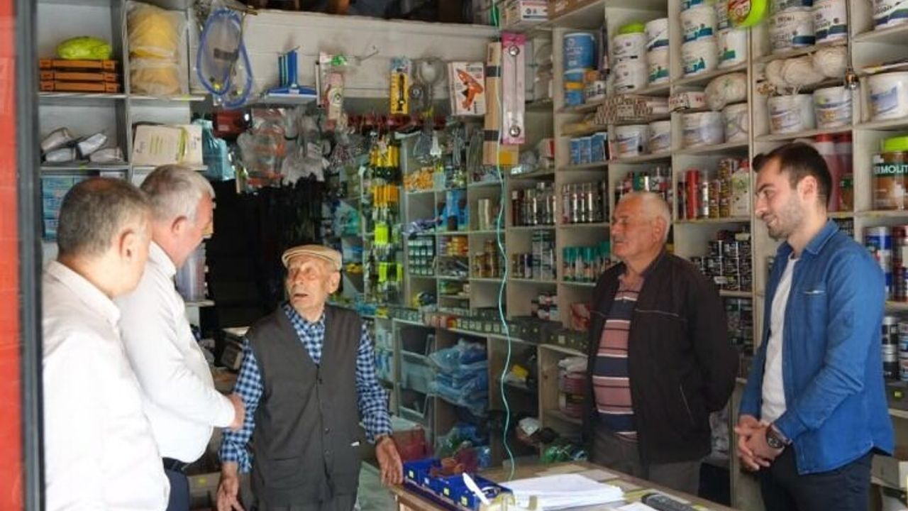 Belediye Başkanı Bilgehan Erdem Esnaf ve Vatandaşl
