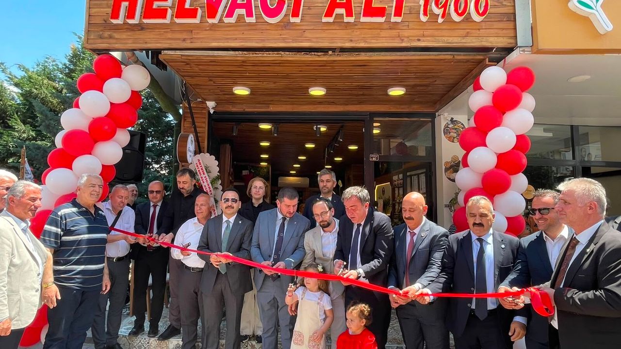 Helvacı Ali Artvin’de Kapılarını Açtı