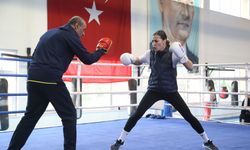 Milli boksör Buse Naz, Avrupa Oyunları'nda olimpiyat kotası için yumruk sallayacak: