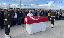 Şehit Piyade Uzman Çavuş Mehmet Sevim'in cenazesi Aksaray'da son yolculuğuna uğurlandı