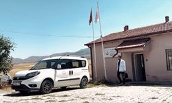 Bakan Koca, Aksaray'da bir aile hekiminin köylerde verdiği mobil sağlık hizmetinin videosunu paylaştı