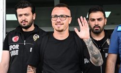 Galatasaray, Leipzig'den İspanyol futbolcu Angelino'yu satın alma opsiyonuyla kiraladı