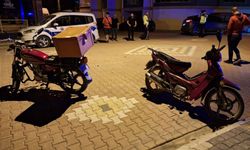 İki motosikletin çarpıştığı kazada 3 yaşındaki çocuk yaralandı