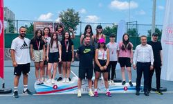 Tenis kız takımı grup birincisi oldu