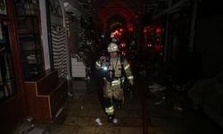 Kapalıçarşı'nın çatısında yangın çıktı