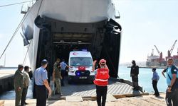 Libya'ya ulaştırılan yardım malzemeleri yetkililere teslim edildi