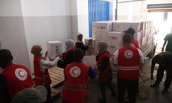 TİKA, Libya Kızılayı'na afetzedeler için 5 bin gıda kumanyası teslim etti