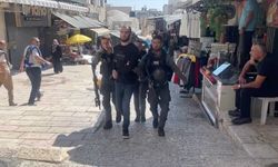 İsrail polisi, Mescid-i Aksa'ya girişine izin vermediği Filistinlilere müdahale etti