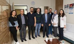 Başkan Kurdoğlu’ndan doktorlara ziyaret