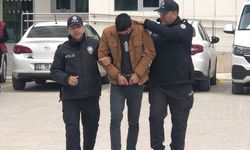 Hazırladığı el yapımı patlayıcıyı polise teslim etti