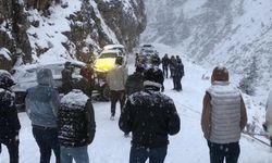 Kar Nedeniyle Yayla Yolunda Mahsur kKalan 33 Kişi Kurtarıldı