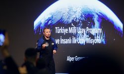 Türkiye'nin İlk Astronotu Alper Gezeravcı, Gençlerle Buluştu
