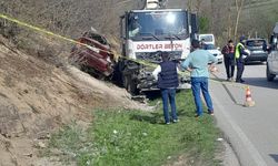 Beton Pompası Aracıyla Çarpışan Otomobilin Sürücüsü Öldü