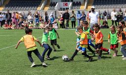 Grassroots Herkes İçin Futbol Şenliği  Yapıldı