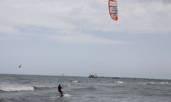 Karadeniz Sahilinde Rüzgarı Heyecanla Birleştiriyorlar