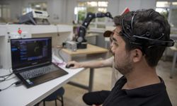 ALS Hastaları İçin Yapay Zeka Destekli Robot Kol Geliştirildi