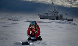 Bilim İnsanları, Kuzey Kutbu'nda Dünyanın Geleceği İçin Cevaplar Arıyor
