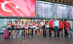 Avrupa Şampiyonu 20 Yaş Altı Kadın Milli Voleybol Takımı Yurda Döndü