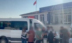 "Kalkan 27" Operasyonlarında 1029 Düzensiz Göçmen Yakalandı