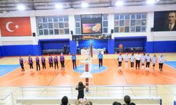 Voleybol Turnuvasında Finalistler Belli Oldu