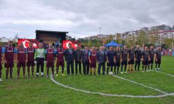 "Efsanelerle Yeniden Futbol Turnuvası" Başladı