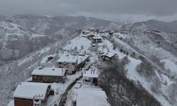 Samsun'un Yüksek Kesimleri Beyaza Büründü