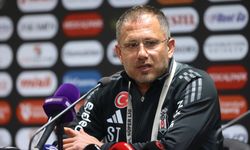 Beşiktaş'ın teknik sorumlusu Serdar Topraktepe: Seyircilerimize küçük bir mutluluk vermek istemiştik