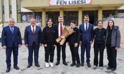 Vali Ergün Lise Öğrencileriyle Bir Araya Geldi