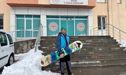 Snowbordla İşine Gitti