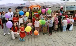 LÖSEV'in "İyilik Tırı" Trabzon'a Geldi