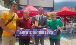 Başkan Demirci’ye Anlamlı Plaket