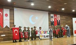 Borçka’da Miniklerden Yıl Sonu Gösterisi